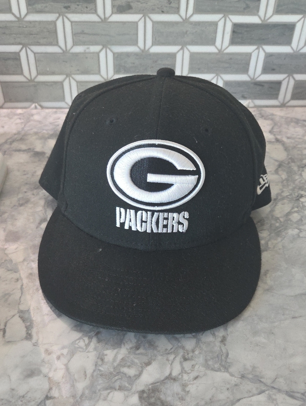 New Era Black Green Bay Packers Logo Snapback